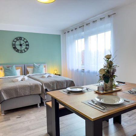 Immostay #6 - Ferienhaus 4 Zimmer Fuer 8 Personen, Wifi & Zentrum BRE Esterno foto