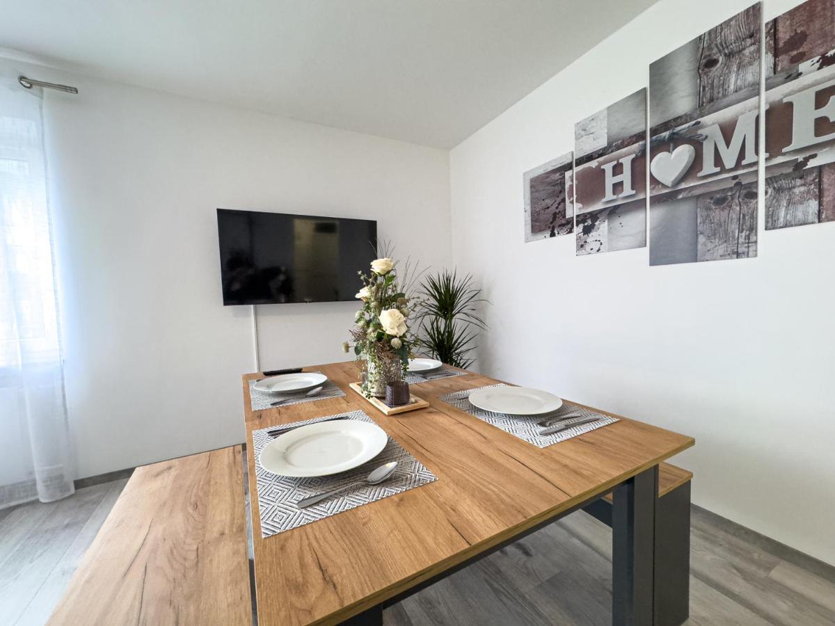 Immostay #6 - Ferienhaus 4 Zimmer Fuer 8 Personen, Wifi & Zentrum BRE Esterno foto