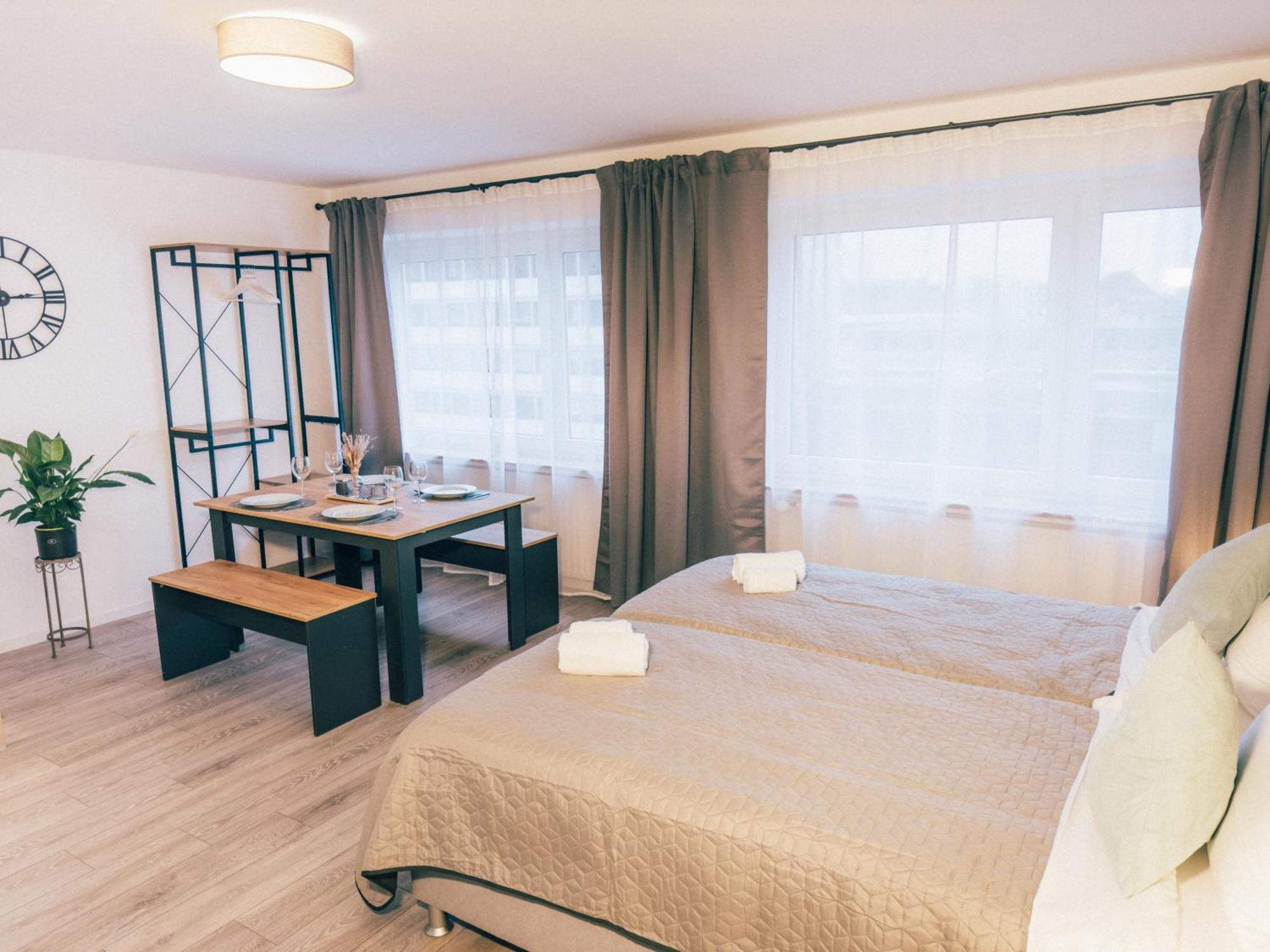 Immostay #6 - Ferienhaus 4 Zimmer Fuer 8 Personen, Wifi & Zentrum BRE Esterno foto