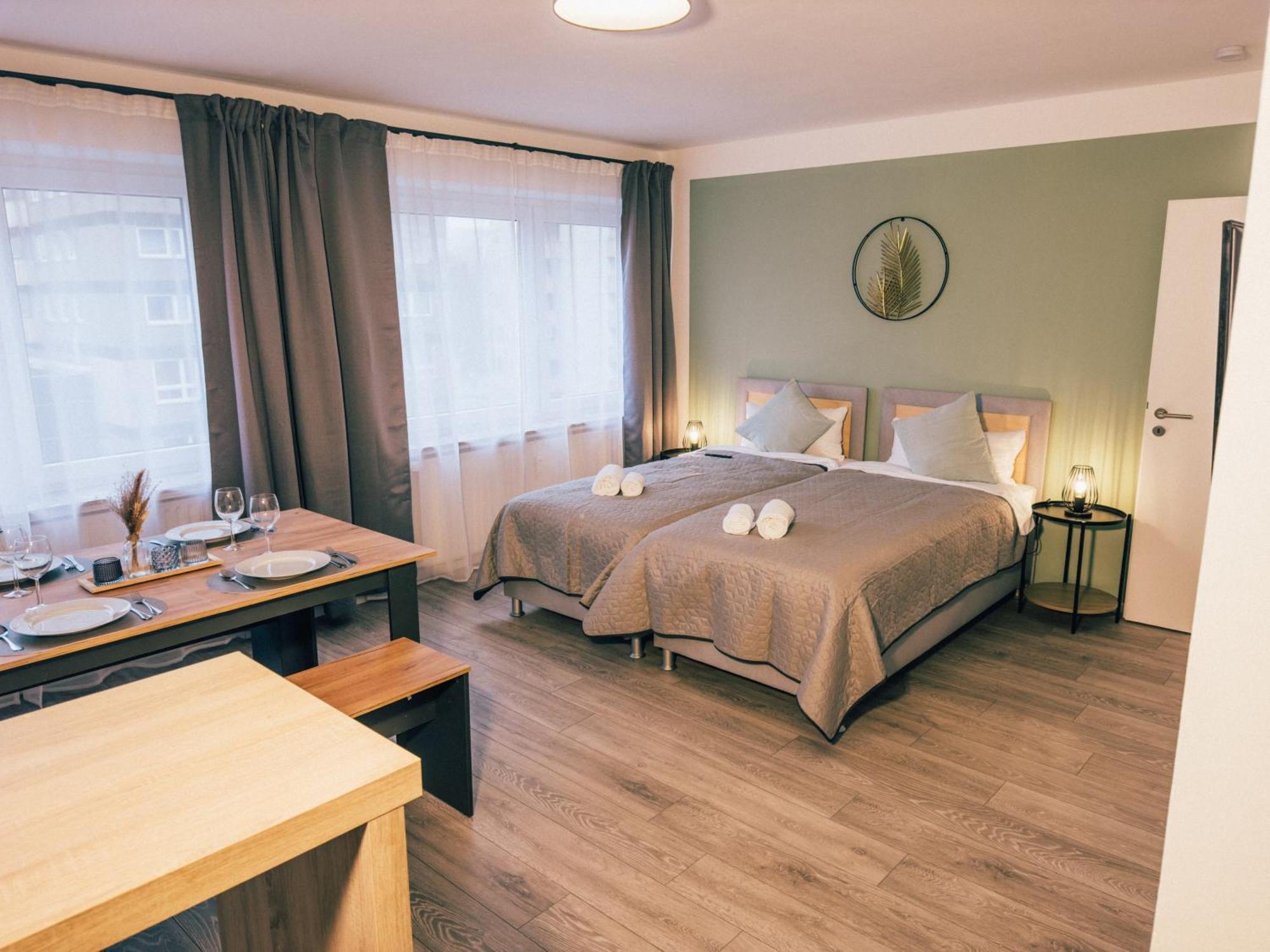 Immostay #6 - Ferienhaus 4 Zimmer Fuer 8 Personen, Wifi & Zentrum BRE Esterno foto