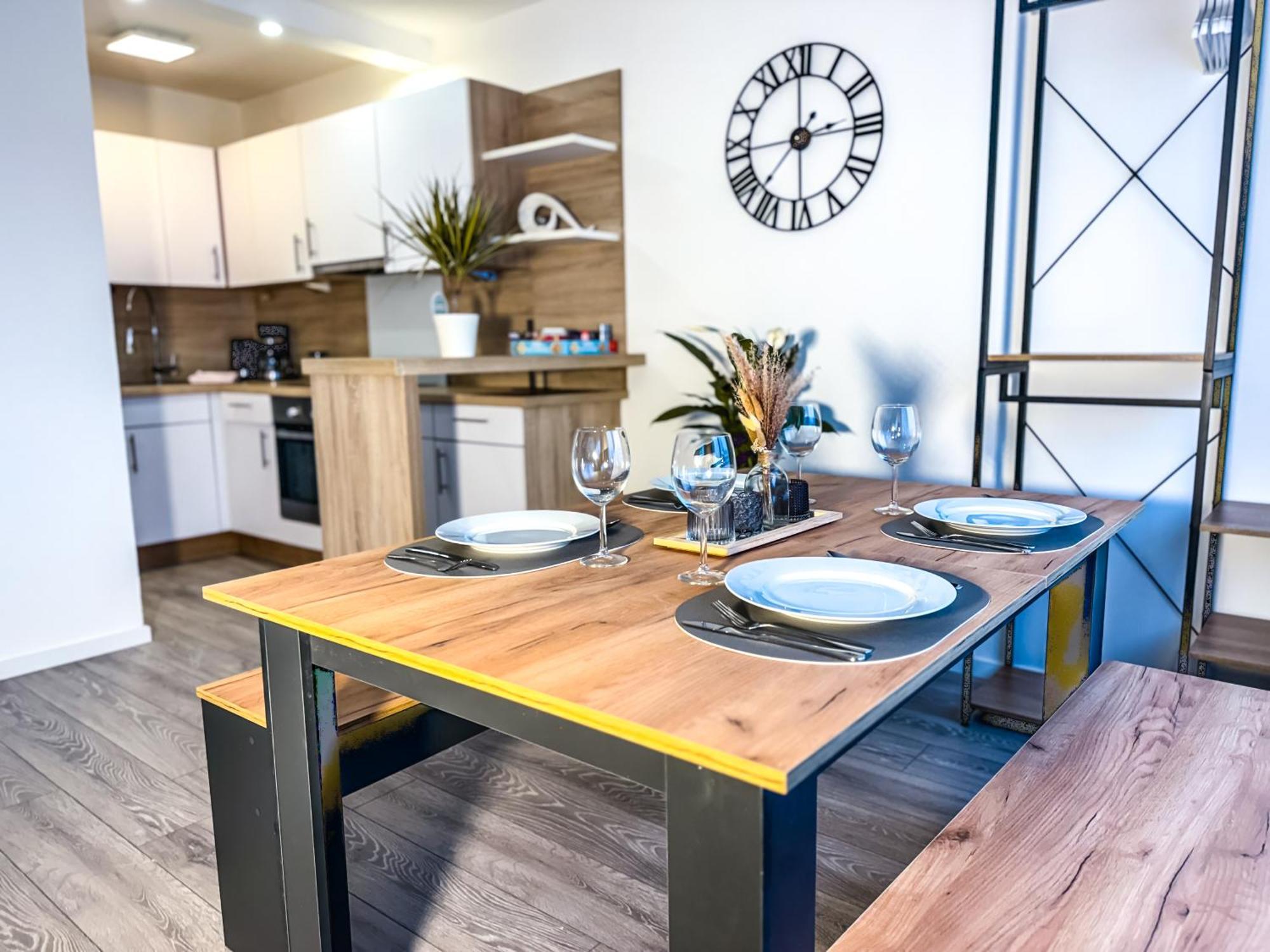 Immostay #6 - Ferienhaus 4 Zimmer Fuer 8 Personen, Wifi & Zentrum BRE Esterno foto